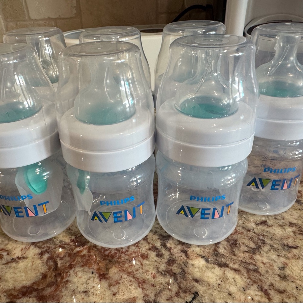 Philips Avent Baby Bottles QTY 7